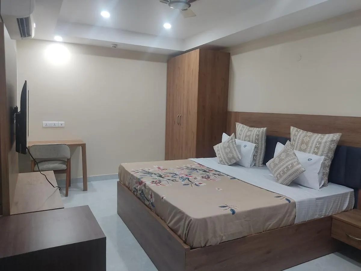 Perch Arbor Cyber City Gurgaon 3*,
