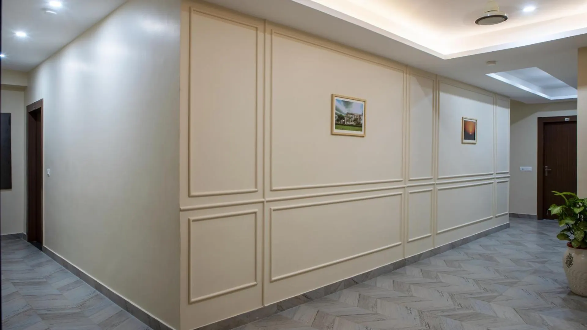 *** Hotel Perch Arbor Cyber City Gurgaon India